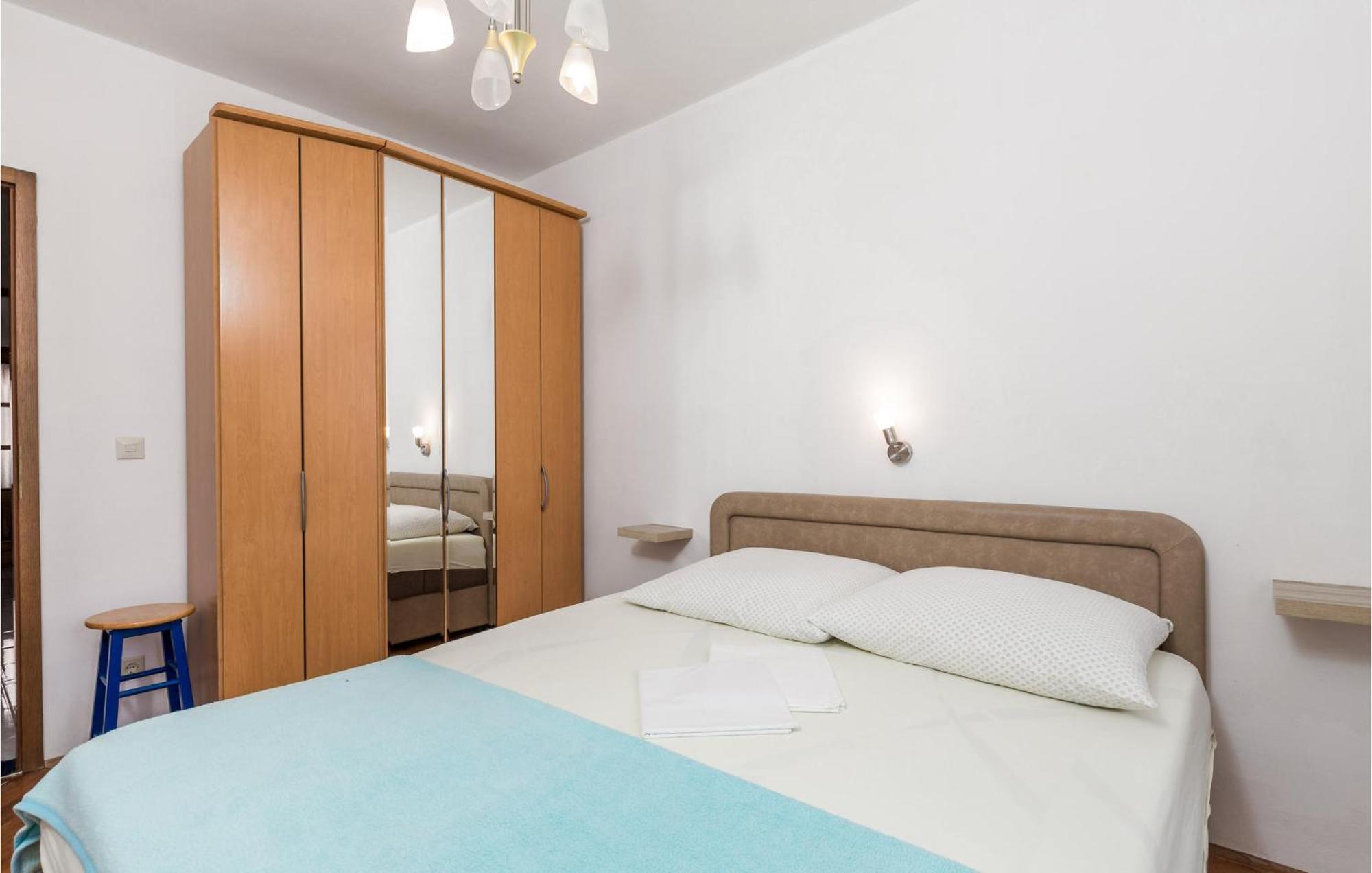 Nice Apartment In Sv,Juraj With Kitchen スヴェティ・ユライ エクステリア 写真